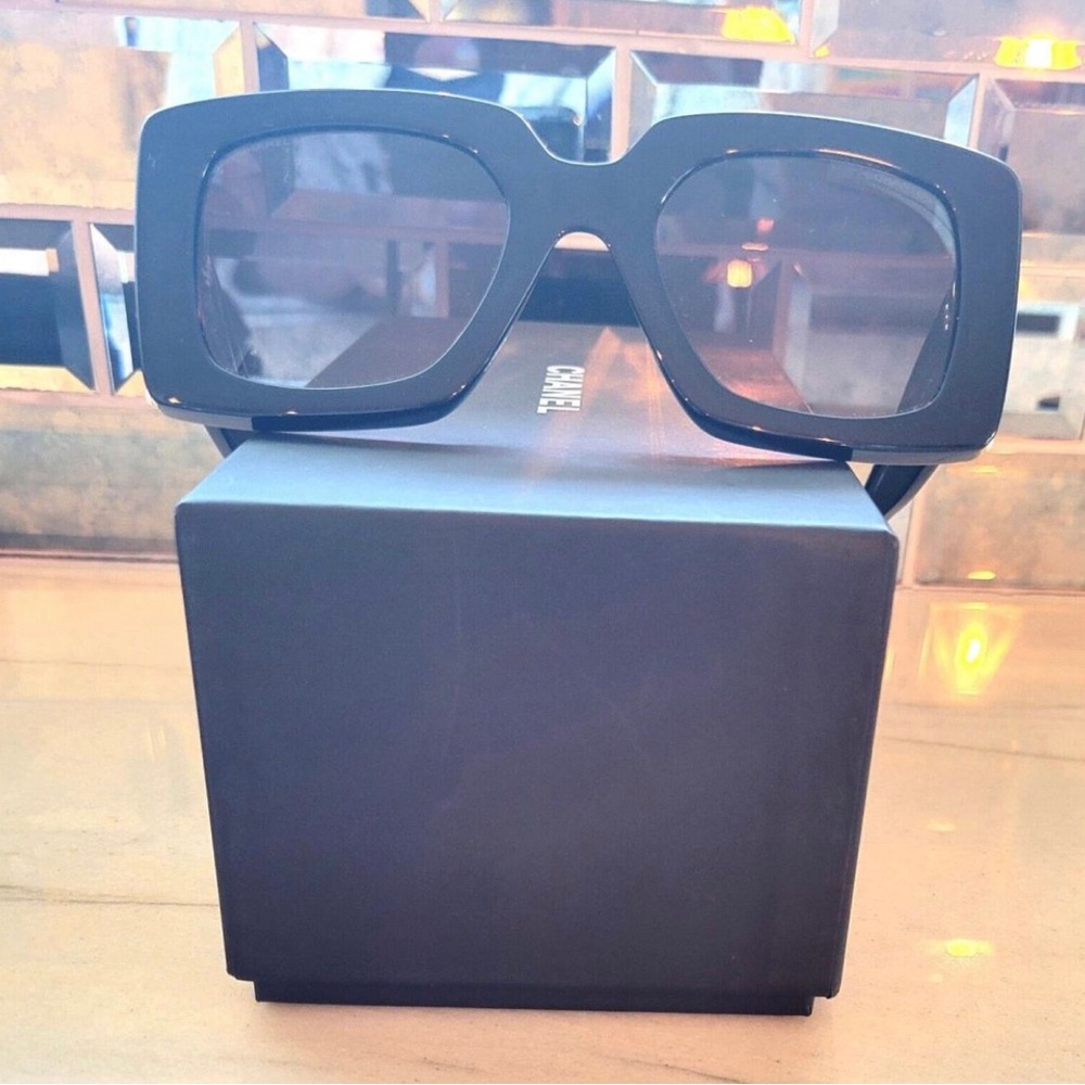 CHANEL CC Logo Square Sunglasses Pearls black - Picture 7 of 13